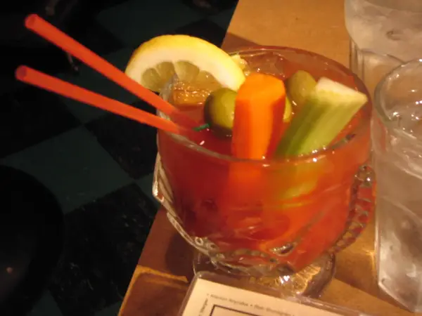 Jak przygotować idealnego bloody mary - przepis i ciekawostki