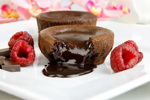 Brownie z płynną czekoladą - Przepis na idealny środek